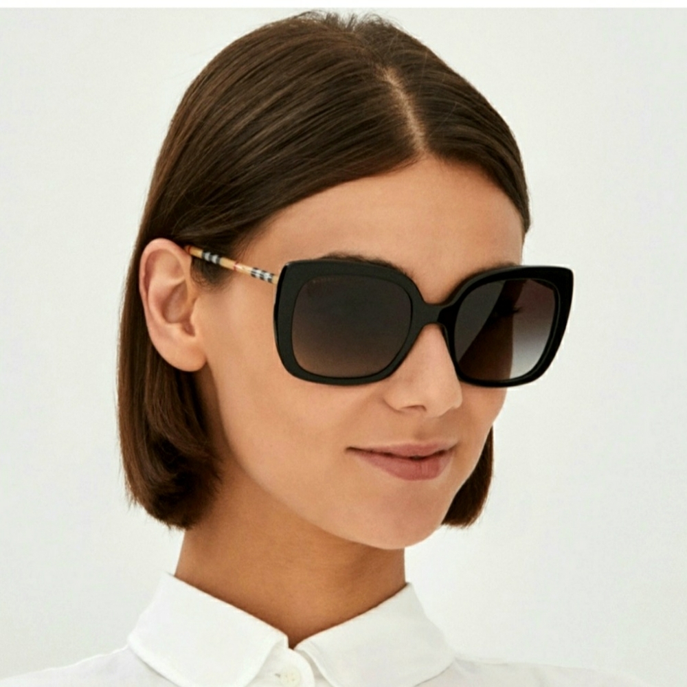 NEW Burberry Sunglasses - Black Burberry Nova Check/Plaid - Picture 5 of 7
